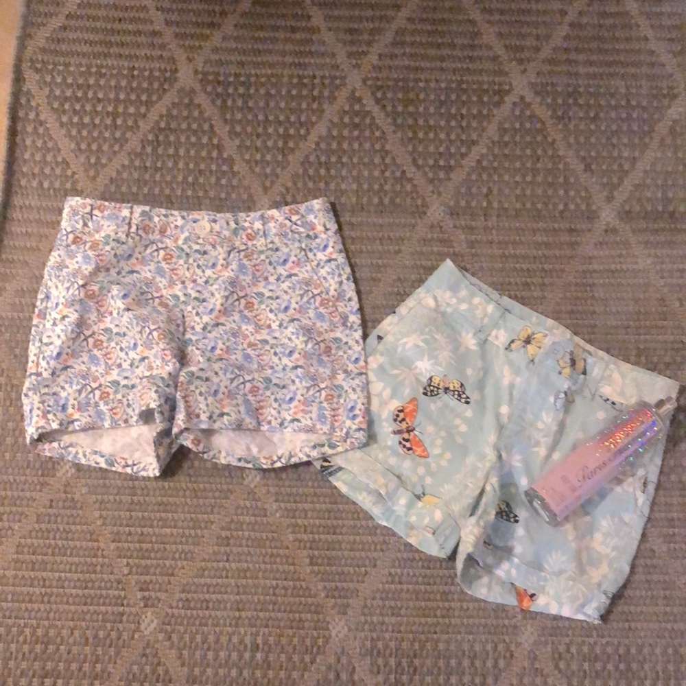2 Pack Gap youth size 8 shorts